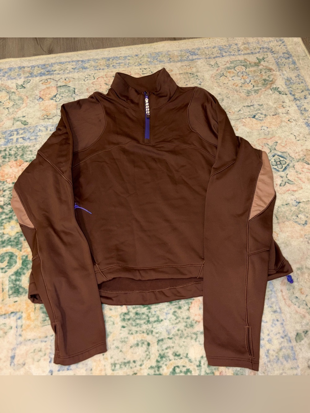 Women’s Lululemon quarter zip pullover